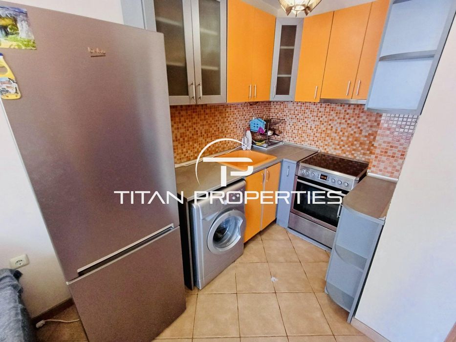 Дава се под наем Тристаен апартамент в Бургас, Възраждане - 90 кв.м за 459 € - Снимка #1