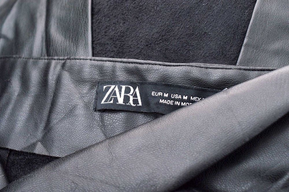 Нова черна дълга права лъскава кожена пола с възел "Zara" "Зара" р-р М