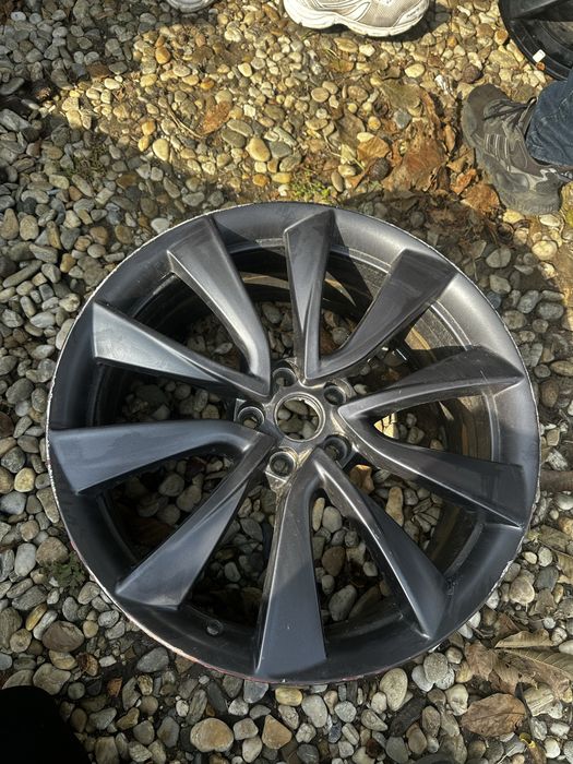 Jantă tesla model 3.cod:1044227-00-D.