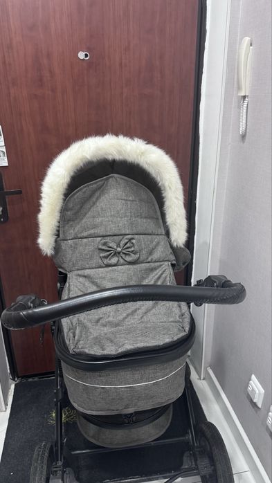 Коляска 2 в 1 зима-лето в отличном состоянии