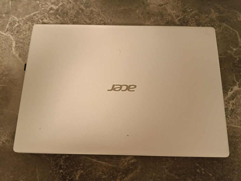 Vand Laptop Acer, AMD Ryzen 5, 8Gb DDR4, SSD 256Gb NVMe, 15.6"