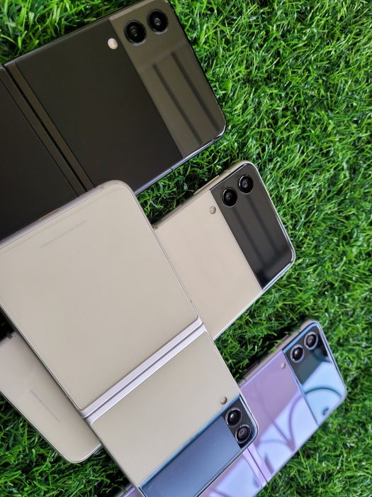 Samsung Galaxy Z Flip 3 (5G) Snapdragon 888. OzU 8/256 GB. Garantya !