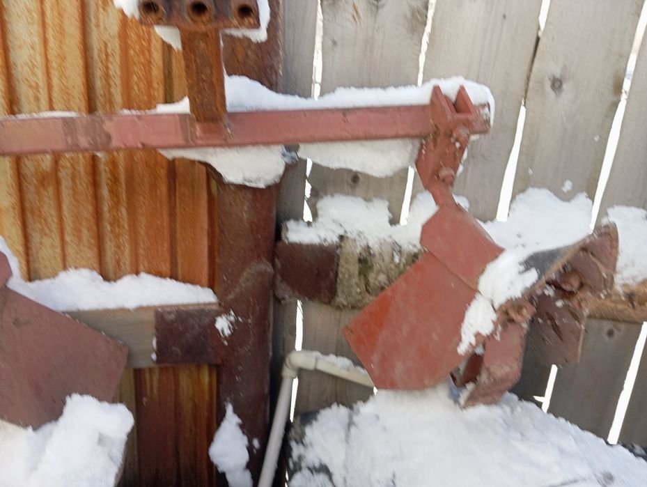 Продам акусник для культиватора.