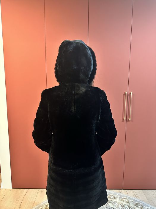 Продается мутоновая шуба