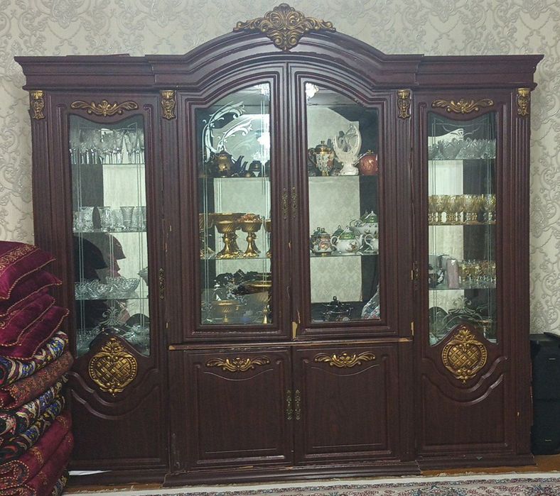 Горка для гостиной