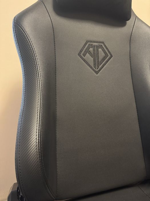 Игровое кресло Anda seat