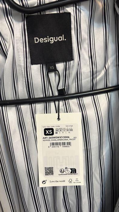 Sacou Desigual.