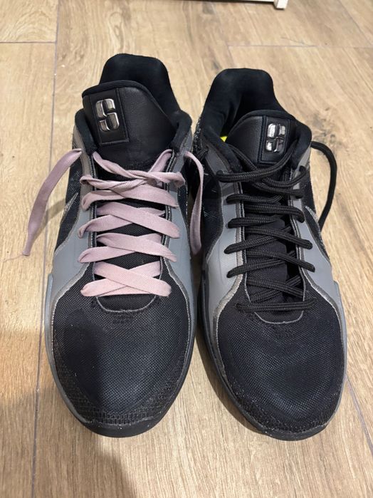 Adidasi baschet măsura 42 Nike Sabrina , Puma , Adidas DON