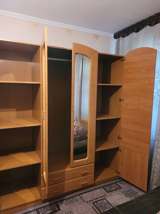 Спальный гарнитур в отличном состоянии