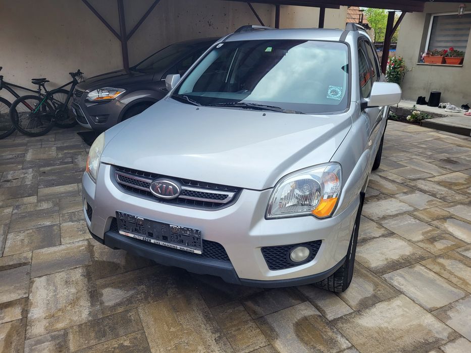 Vând kia sportage  diesel 4x4 150cp fabricație 2010