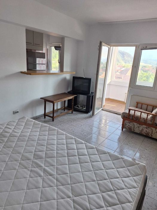 Garsoniera de inchiriat