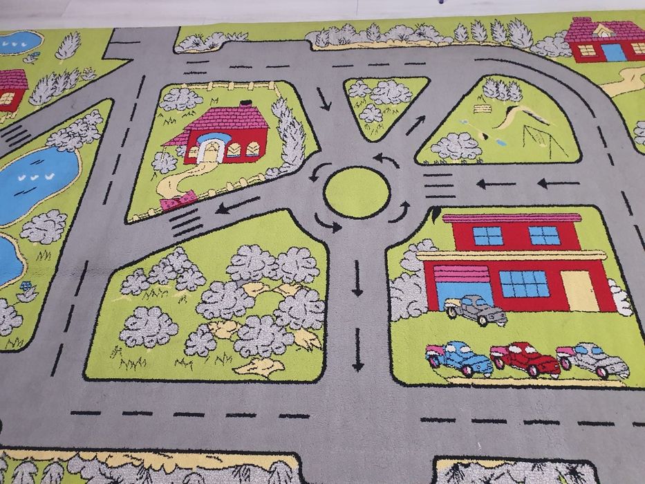 Продам ковёр 2×3 " Дорога"