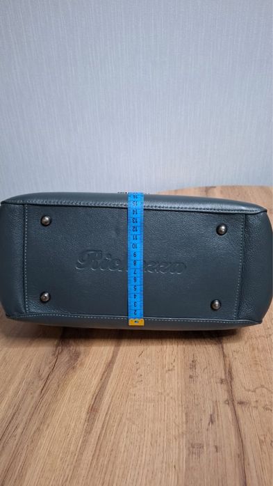 Продам кожаную сумку в идеале