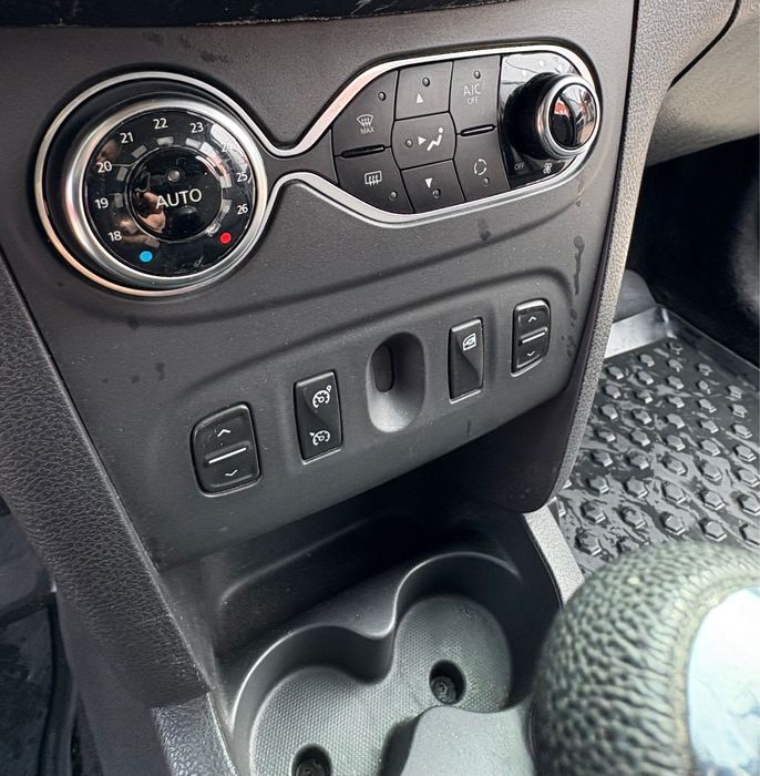 Vand Dacia Logan