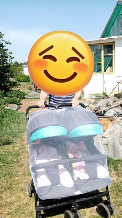 Детская коляска для двойни