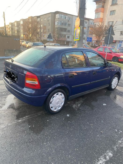Vând opel astra G