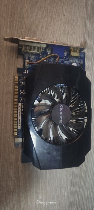 Продам видеокарту 730-2гб
