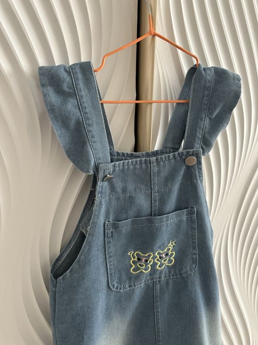 Платье и сарафан на девочку новый