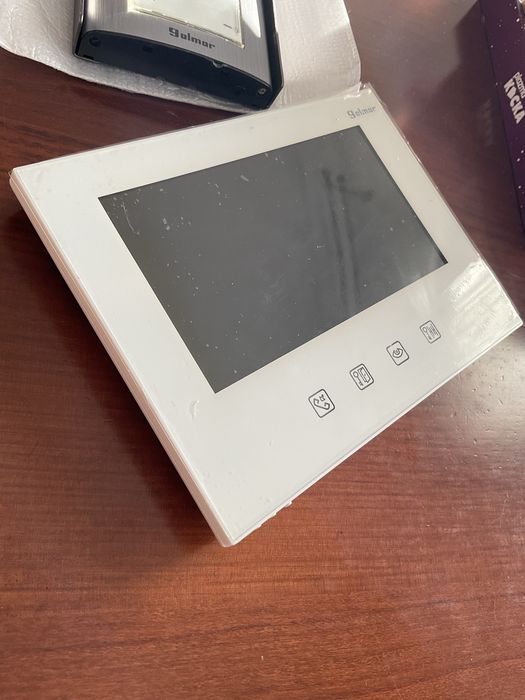 Videinterfon Golmar Monitor 7” SV-1370 SII + camera PVS220 antivandal