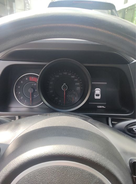 Продам быстро и дешего Elantra 2021