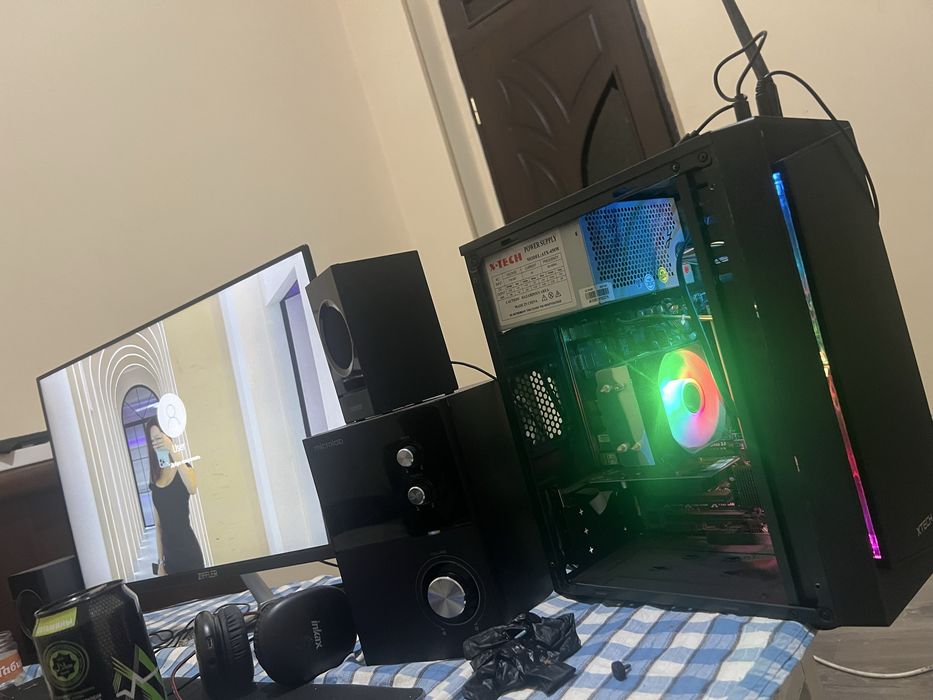 Kampyuter  sotiladi 200$