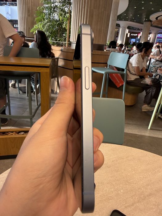 Продам iphone 14 128gb