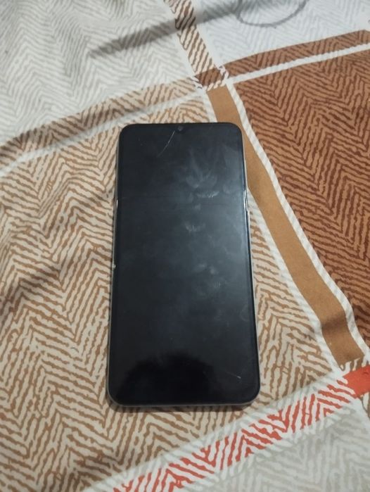 продам телефоны самсунг А50 и оппо а 53