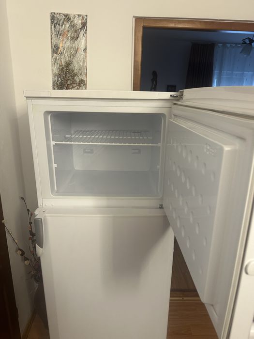 Frigider Arctic negociabil