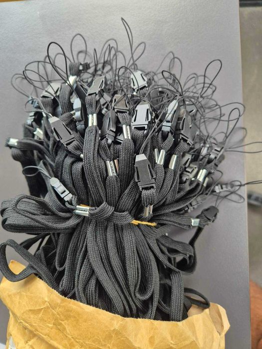 каишка със закопчалка 130 бр.