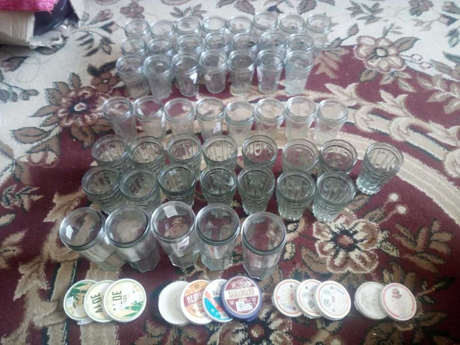 Продаю стаканы из под водки