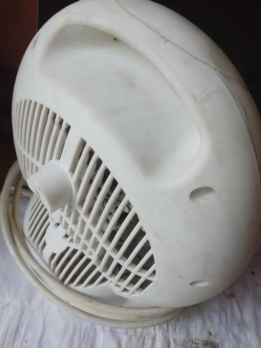 Електрическа вентиляторна печка Arielli F-202V-2000 W