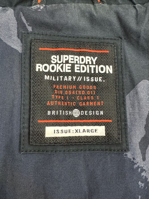 Мйжко яке SUPERDRY .Размер L
