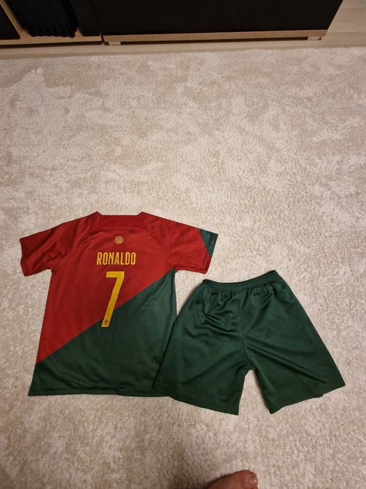 Echipament Ronaldo băieți 152-164