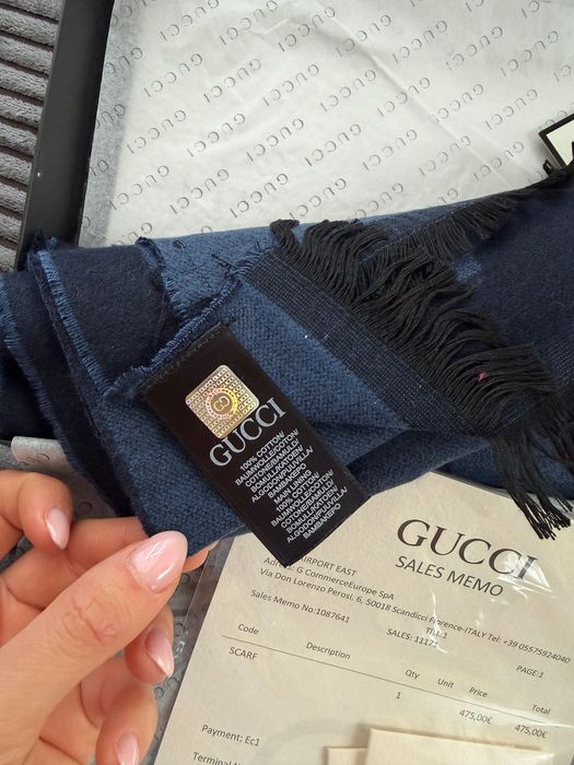 Шалове на gucci - 3 броя с различна шарка, всеки по 25 евро