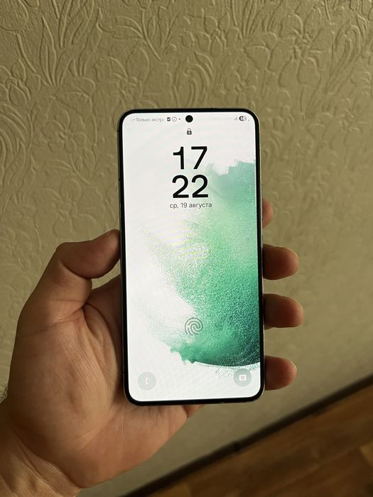 Samsung S22 8/256gb