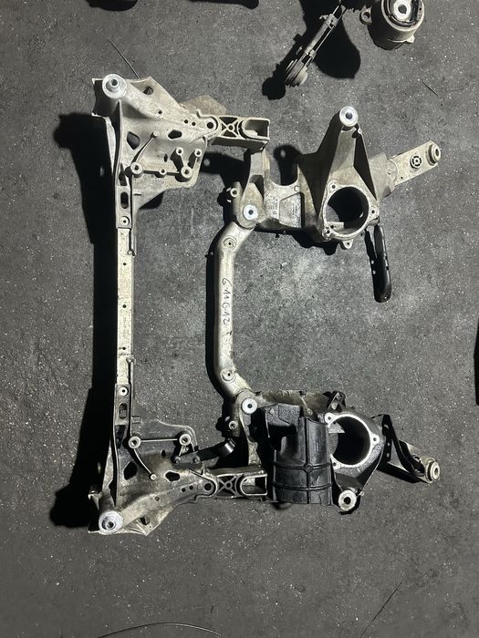 Punte Fata / Jug / Cadru Motor XDRIVE 4x4 BMW Seria 7 G11 g12 G30 G32