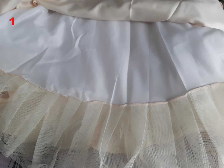 Rochie crem eleganta - marimiea 40