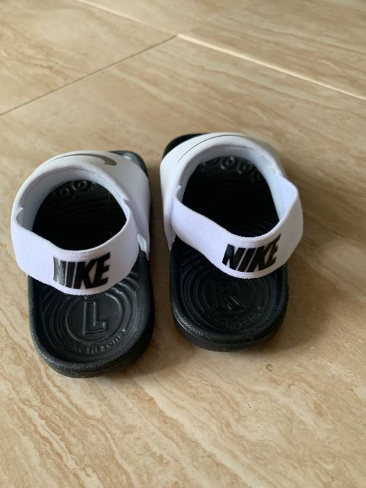 Бебешки сандали Nike