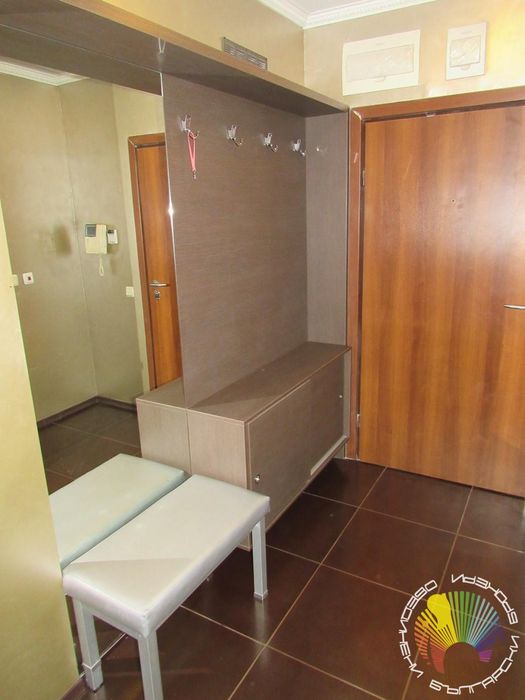 Дава се под наем Двустаен апартамент в Бургас, Зорница - 82 кв.м за 408 € - Снимка #9