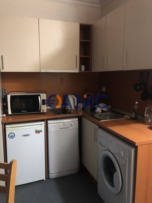 Продава се Двустаен апартамент в Несебър - 52 кв.м за 1123 €/кв.м - Снимка #9