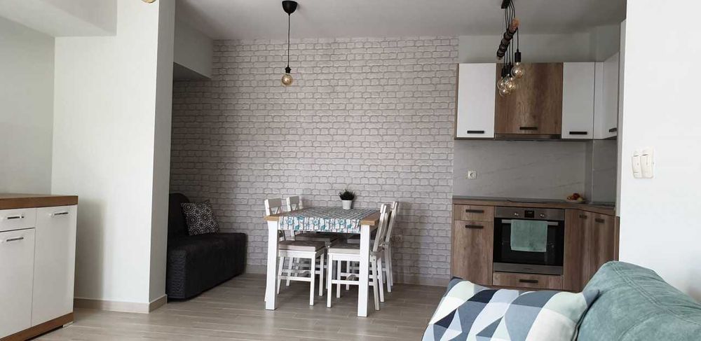 Дава се под наем Едностаен апартамент в Пловдив, Център - 52 кв.м за 275 € - Снимка #4