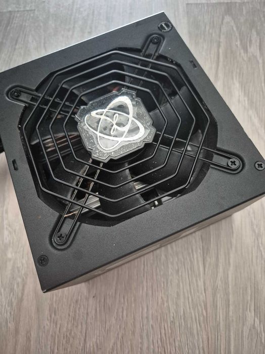 Sursa PC XFX 550w