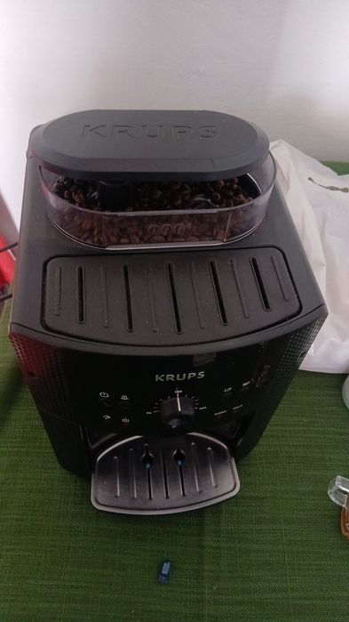 Espressor automat Krups Espresseria Automatic EA810870, 1450W, 15 bar,