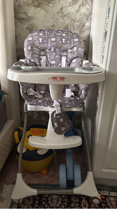 Детский стуль для кормления