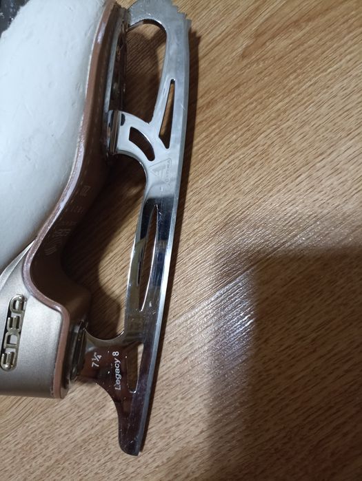 Коньки для фигурного катания. 200 размер.