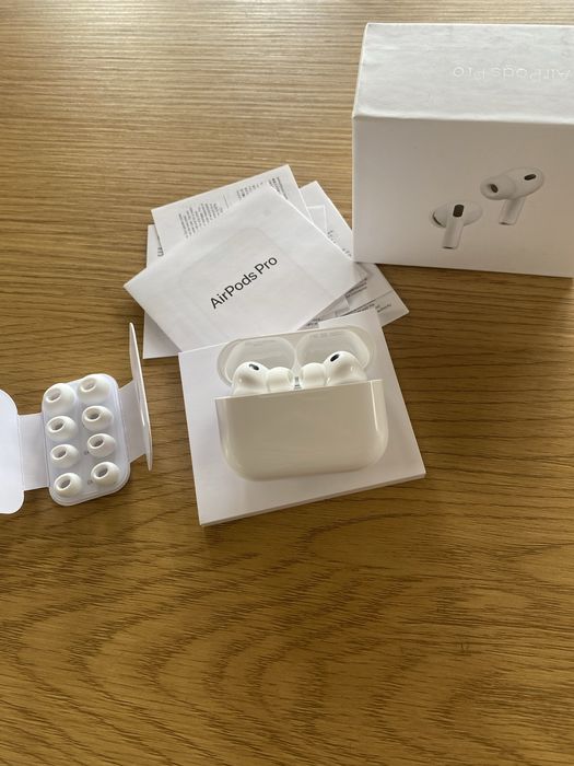 AirPods Pro 3 Sigilate cu Factura IStyle