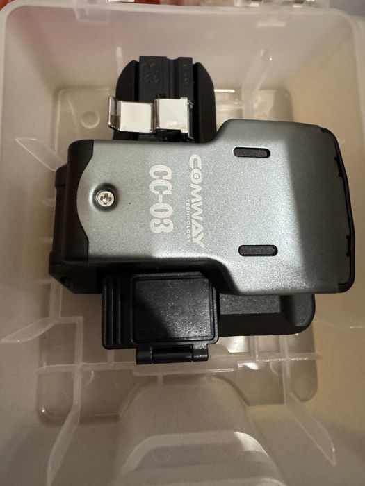 Скалыватель оптического волокна Comway CC-03