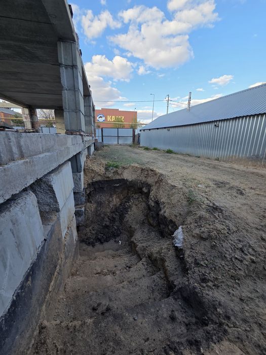 Назарбаева 173 первая линия