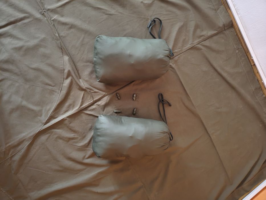 Costum termic militar kaki, geacă și pantaloni cu bretele, mărimea M / L