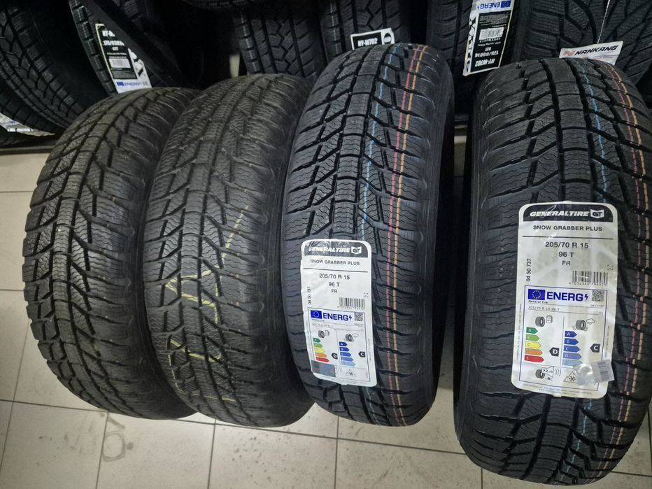 4бр Зимни Джипови Гуми 205/70/15 96T General 25г. 2 те  Чисто Нови